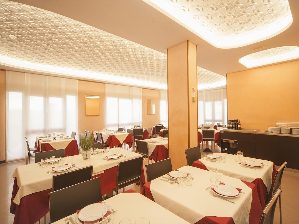 Hotel Manola Rimini Ngoại thất bức ảnh